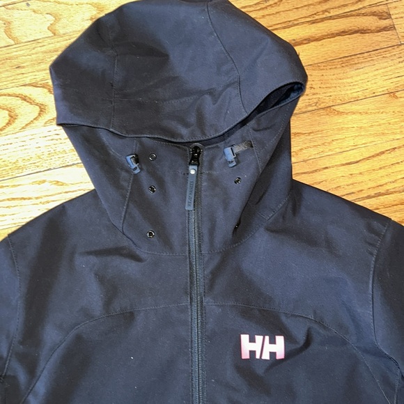 Helly Hansen soft shell rain jacket - Picture 2 of 6